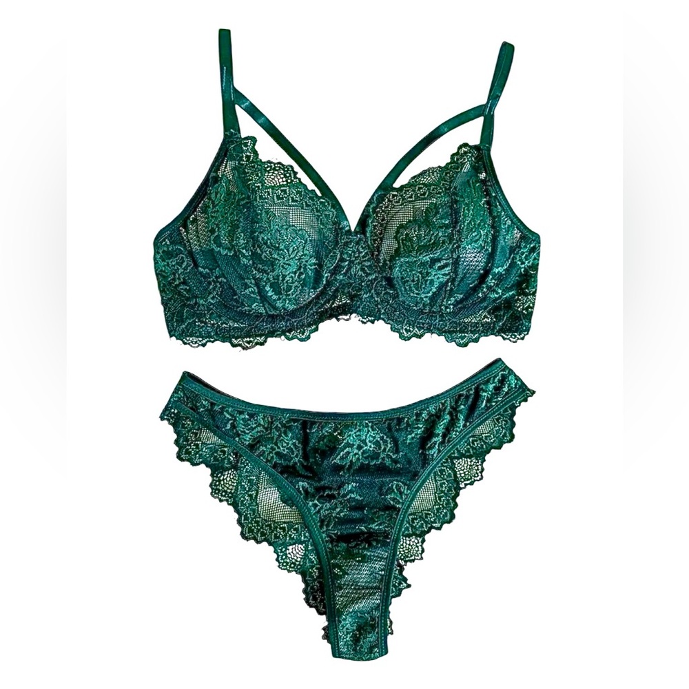 Dark Green Lace Bra & Panties Set Size Medium NEW